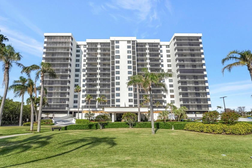 This SE Corner unit is in Move In Condition. It has an upgraded - Beach Condo for sale in Highland Beach, Florida on Beachhouse.com