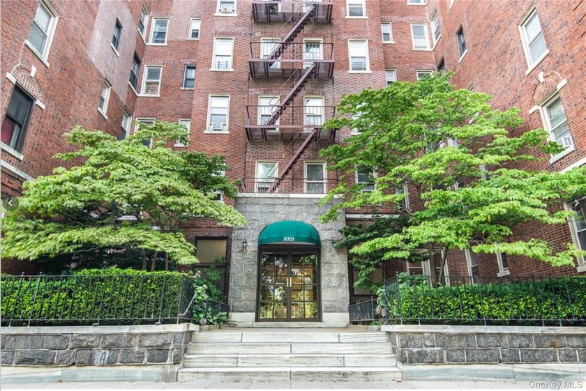 Welcome to 3321 Bruckner Blvd, a well-maintained co-op located - Beach Home for sale in Bronx, New York on Beachhouse.com
