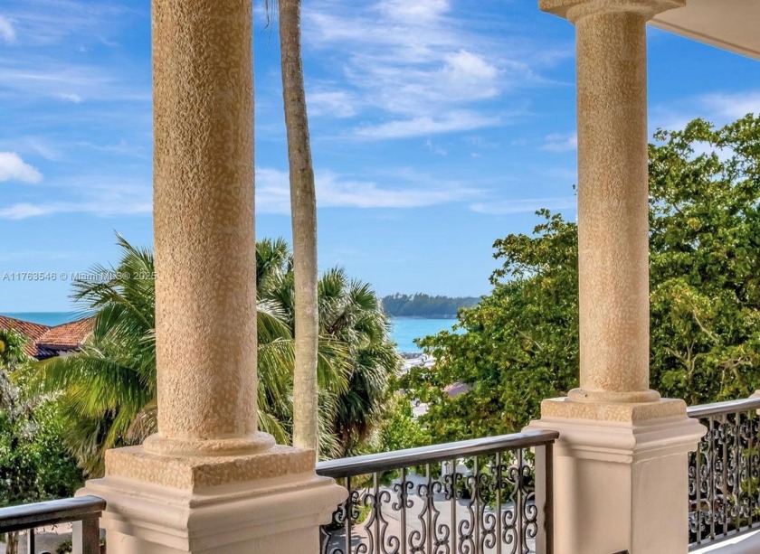 Location & Privacy! Recently Remodeled 3-bedroom, 3.5-bathroom - Beach Condo for sale in Miami Beach, Florida on Beachhouse.com