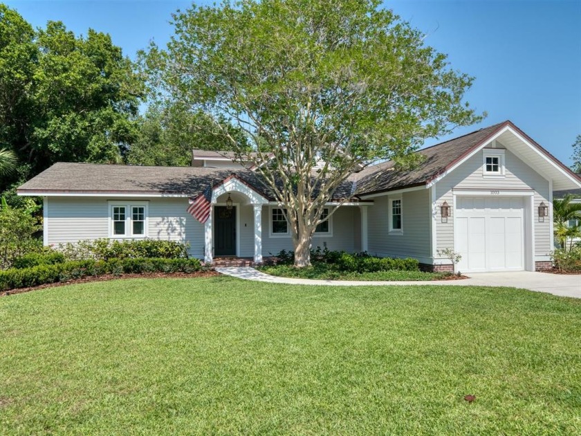 This charming Belleair home is has been completely renovated and - Beach Home for sale in Belleair Beach, Florida on Beachhouse.com
