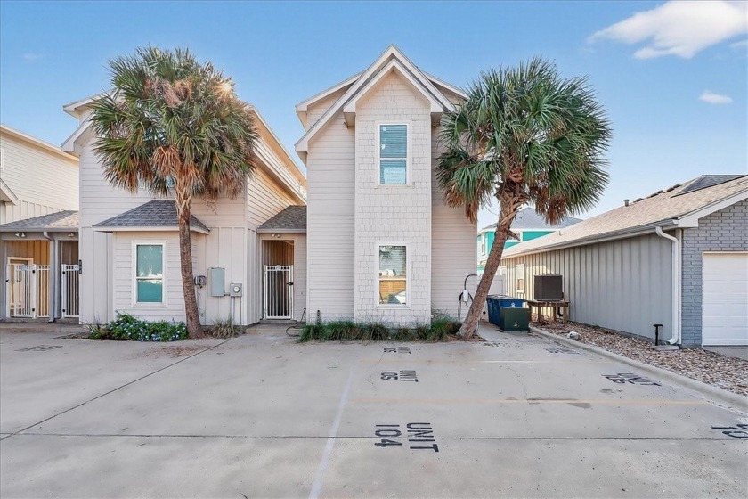 Welcome to your dream beach house investment in Port Aransas - Beach Townhome/Townhouse for sale in Port Aransas, Texas on Beachhouse.com