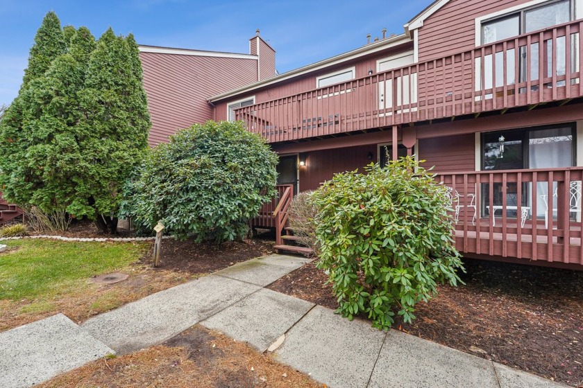 Welcome to easy living in this charming 1-bedroom, 1-bath second - Beach Condo for sale in Branford, Connecticut on Beachhouse.com