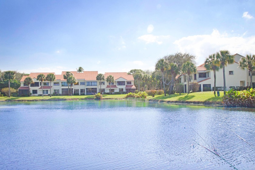 Spectacular 3 Bedroom, 2 full bath waterfront property in - Beach Condo for sale in Juno Beach, Florida on Beachhouse.com
