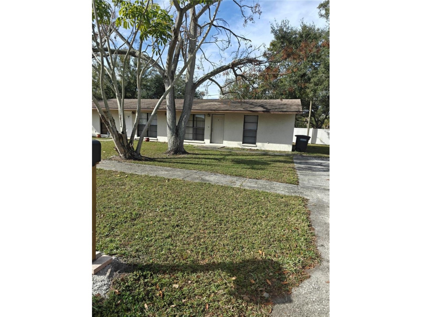 Location, Location, Location! Come see this concrete block - Beach Townhome/Townhouse for sale in Clearwater, Florida on Beachhouse.com
