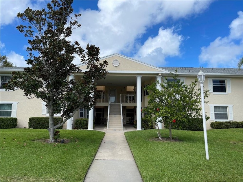 FIRST FLOOR CONDO WITH LAKE VIEW, PARTIALLY FURNISHED, VACANT
 - Beach Home for sale in Vero Beach, Florida on Beachhouse.com
