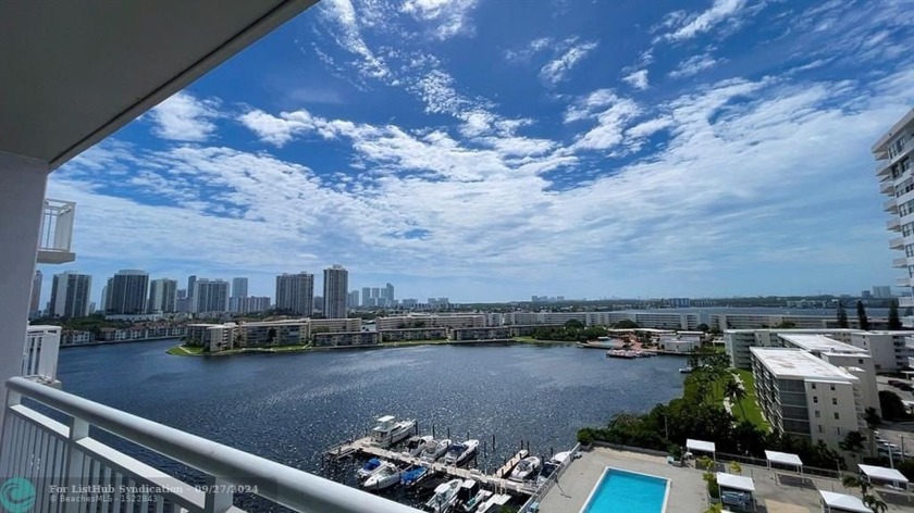 STUNNING 2/2 1565 SQ FT WITH BREATHTAKING INTRACOASTAL AND - Beach Condo for sale in North Miami Beach, Florida on Beachhouse.com