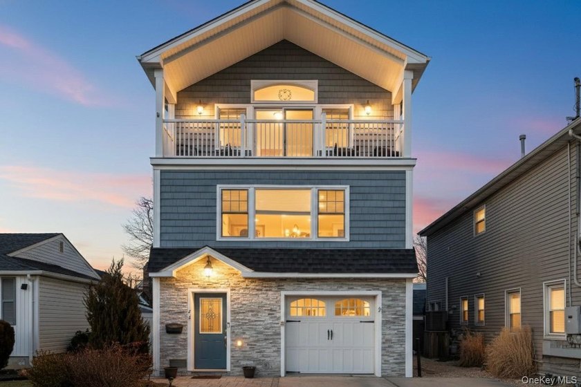 Step inside this incredible custom home built in 2018 that - Beach Home for sale in East Rockaway, New York on Beachhouse.com