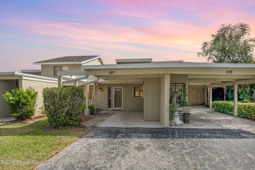 Nestled in the heart of Suntree you'll find this charming - Beach Townhome/Townhouse for sale in Melbourne, Florida on Beachhouse.com