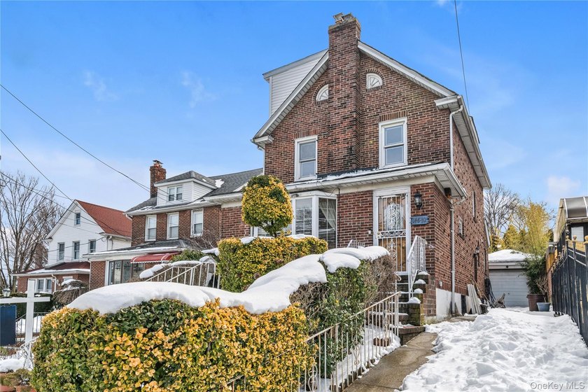 14610 13th Ave - Beach Home for sale in Whitestone, New York on Beachhouse.com
