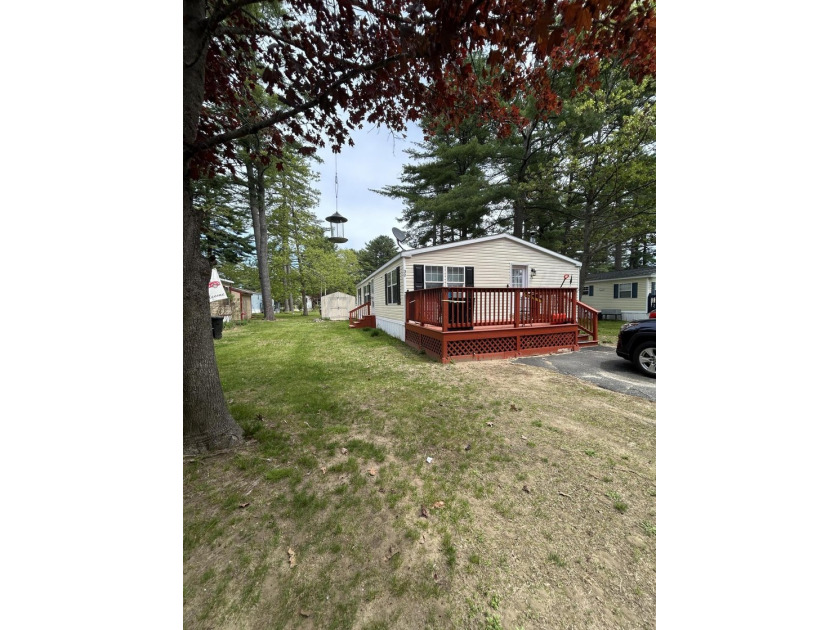 Don't miss this beauitifully updated 3 bedroom/2 bath doublewide - Beach Home for sale in Brunswick, Maine on Beachhouse.com