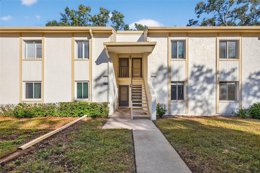 Easy, low-maintenance living in the heart of East Lake Woodlands - Beach Condo for sale in Oldsmar, Florida on Beachhouse.com