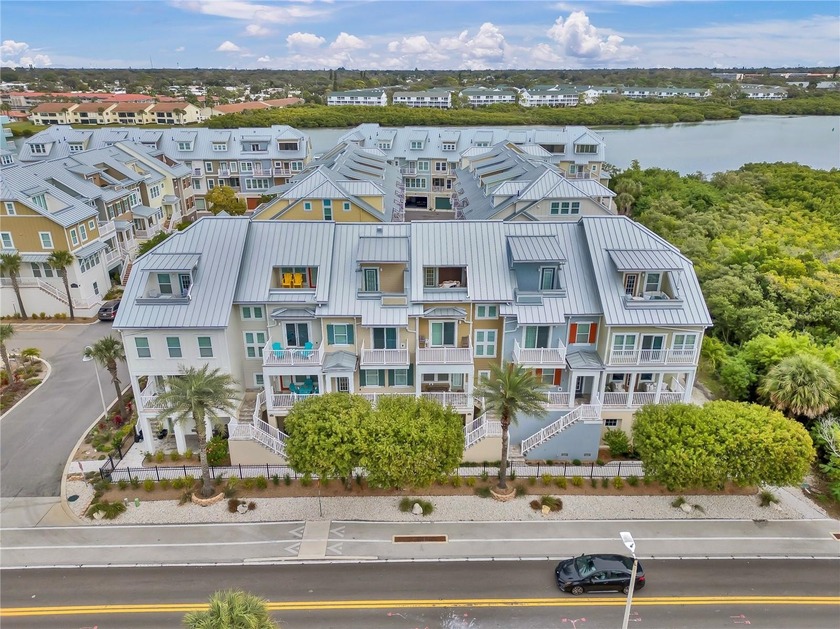 Understated Elegance in Waterside Community, Indian Shores!
 - Beach Townhome/Townhouse for sale in Indian Shores, Florida on Beachhouse.com
