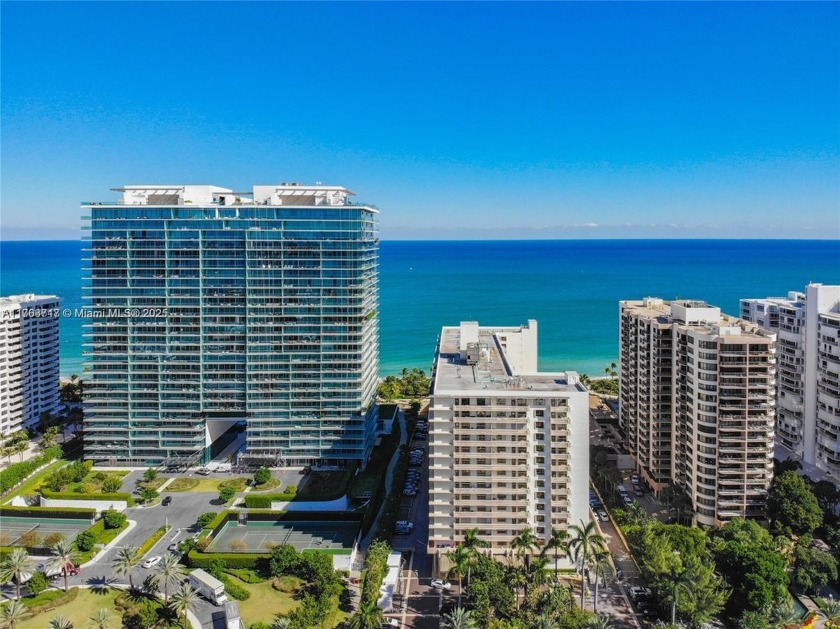 This is a very big 2x2 unit in a great building on the beach - Beach Condo for sale in Bal Harbour, Florida on Beachhouse.com