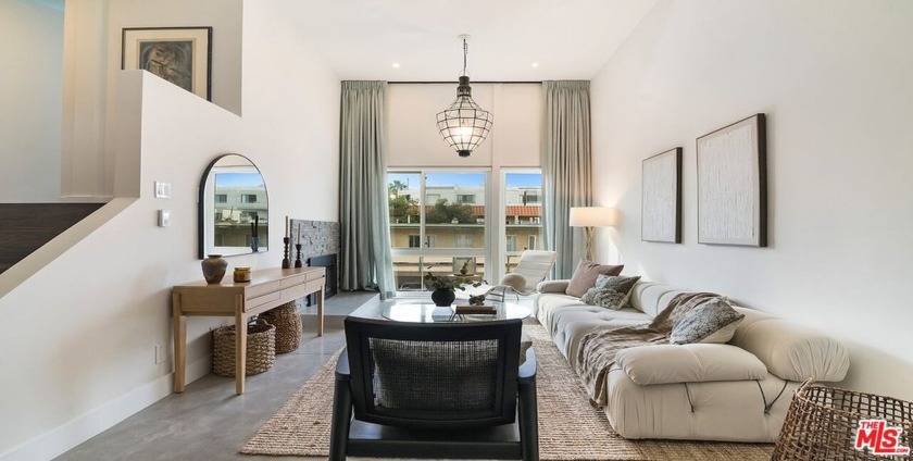 Just one block from the beach, this show-stopping 2-bedroom - Beach Condo for sale in Marina Del Rey, California on Beachhouse.com