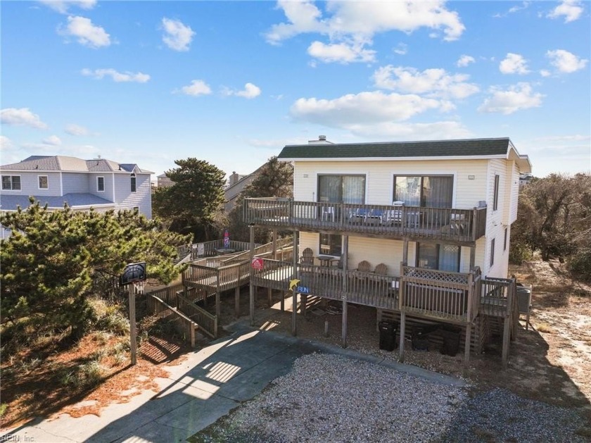 This stunning 5-bedroom, 3.5-bath home offers everything you - Beach Home for sale in Duck, North Carolina on Beachhouse.com