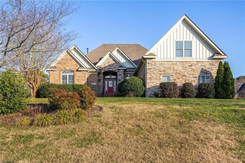 Welcome to a stunning all-brick home in Cypress Creek, situated - Beach Home for sale in Smithfield, Virginia on Beachhouse.com