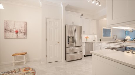 Completely remodeled convenient first floor 2 bedroom, 2 bath - Beach Condo for sale in Fort Myers, Florida on Beachhouse.com