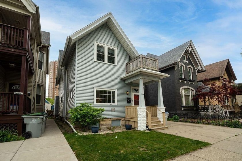 Location, Location! This fabulous late 1800's duplex is located - Beach Home for sale in Milwaukee, Wisconsin on Beachhouse.com