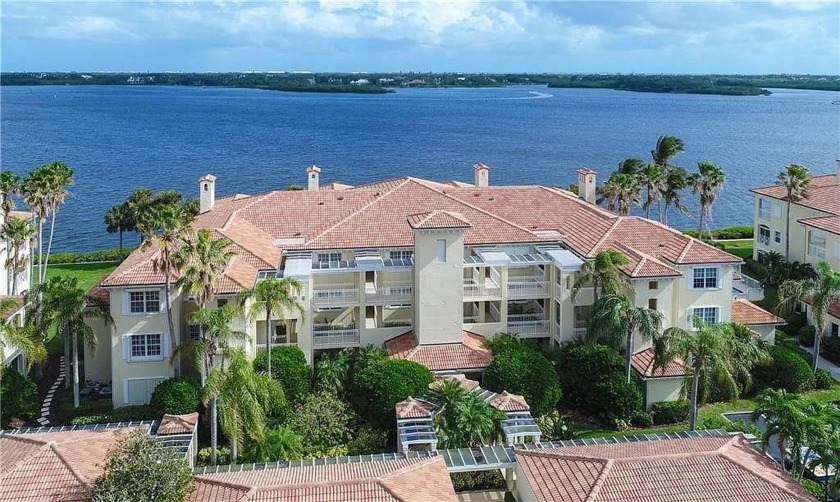 Direct riverfront, ground-floor condo with spectacular views of - Beach Apartment for sale in Vero Beach, Florida on Beachhouse.com