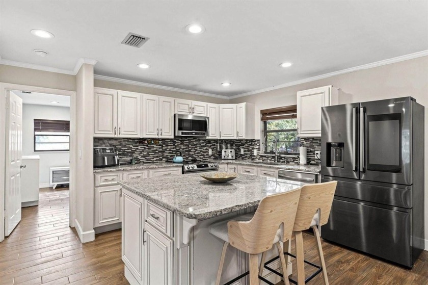 Welcome to Your Dream Home in the Heart of Vero Beach!This - Beach Home for sale in Vero Beach, Florida on Beachhouse.com