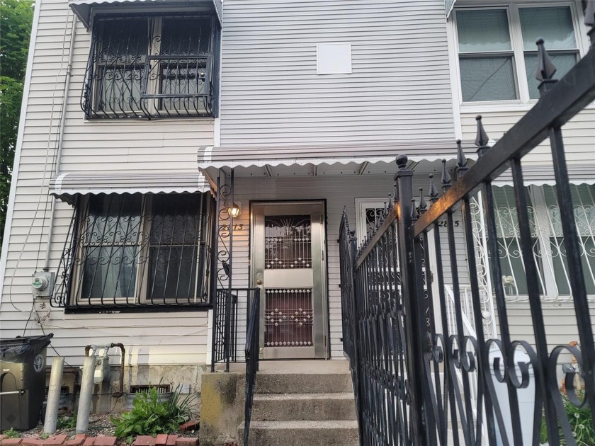 My Home Sweet Coney Island Home. MOVE IN READY  
Rare find - - Beach Home for sale in Brooklyn, New York on Beachhouse.com