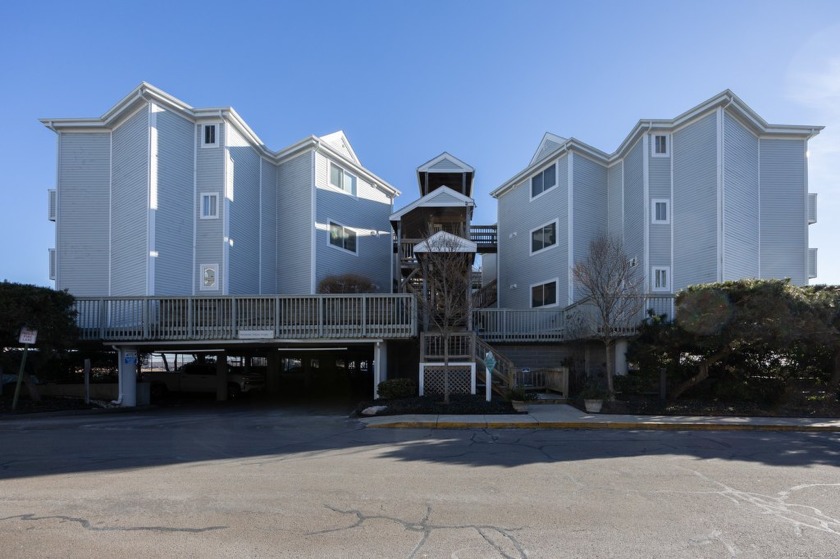 Dreams do come true for the beach lover seeking water view! This - Beach Condo for sale in East Haven, Connecticut on Beachhouse.com