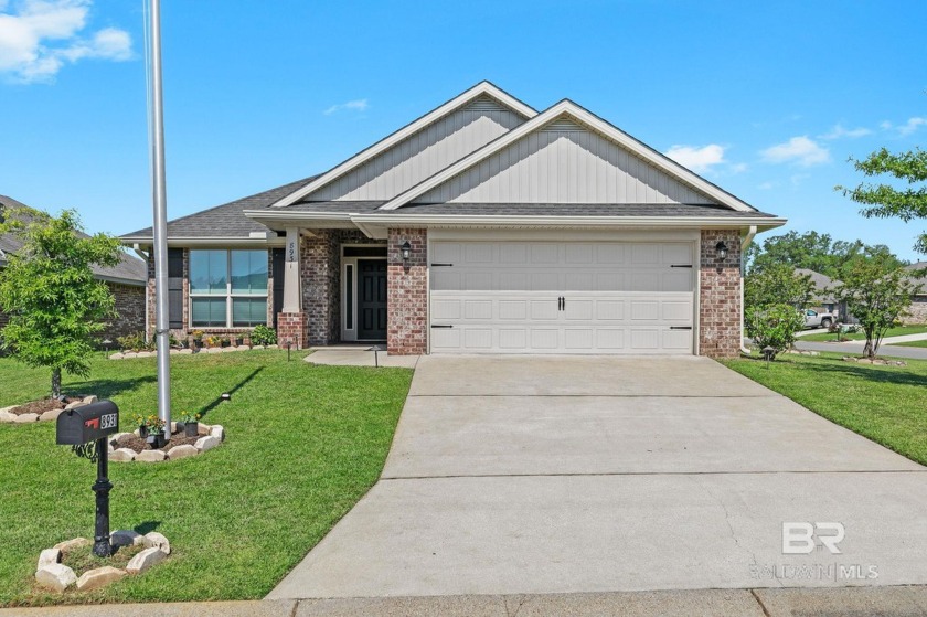 Welcome to this charming 4-bedroom, 2-bathroom brick home - Beach Home for sale in Foley, Alabama on Beachhouse.com