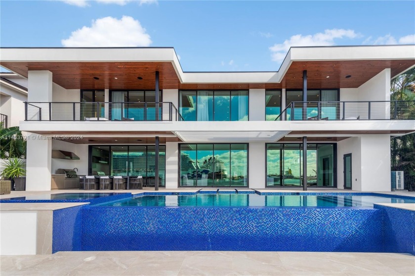 New modern waterfront estate with ultra high-end finishes - Beach Home for sale in Fort Lauderdale, Florida on Beachhouse.com