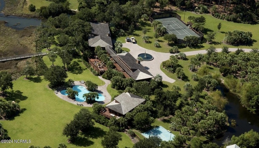 WORDS ARE NOT ENOUGH So much to show and tell. Celebrity Style - Beach Home for sale in Wilmington, North Carolina on Beachhouse.com