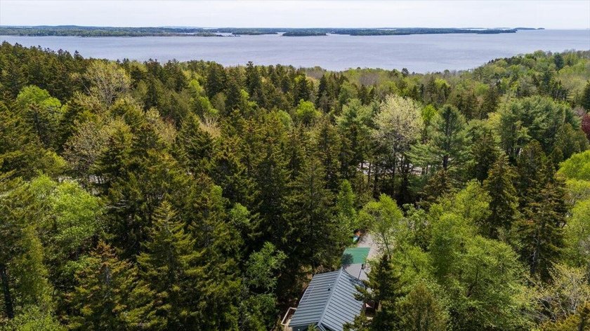 Stone Drive, where smart modern design blends seamlessly with - Beach Home for sale in Northport, Maine on Beachhouse.com
