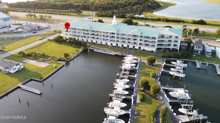 Exceptional 2nd floor, end unit in the desirable community of - Beach Condo for sale in Beaufort, North Carolina on Beachhouse.com