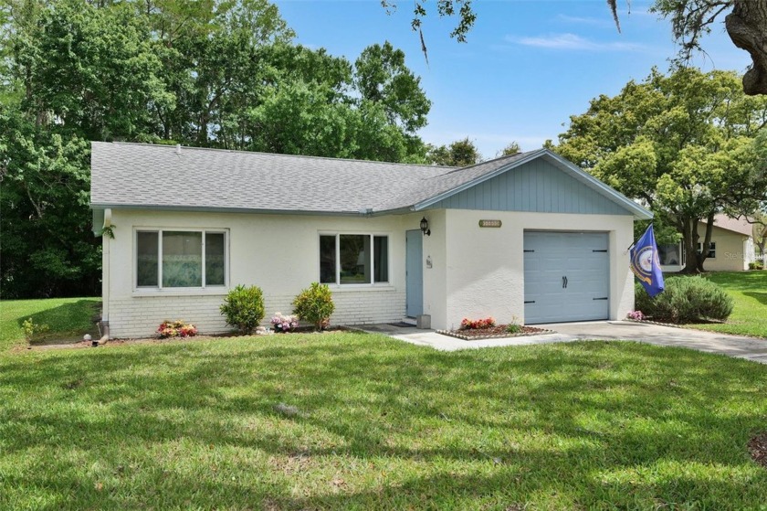 Come see this rare find 3 bedroom, 2  1/2  bath home situated on - Beach Home for sale in New Port Richey, Florida on Beachhouse.com