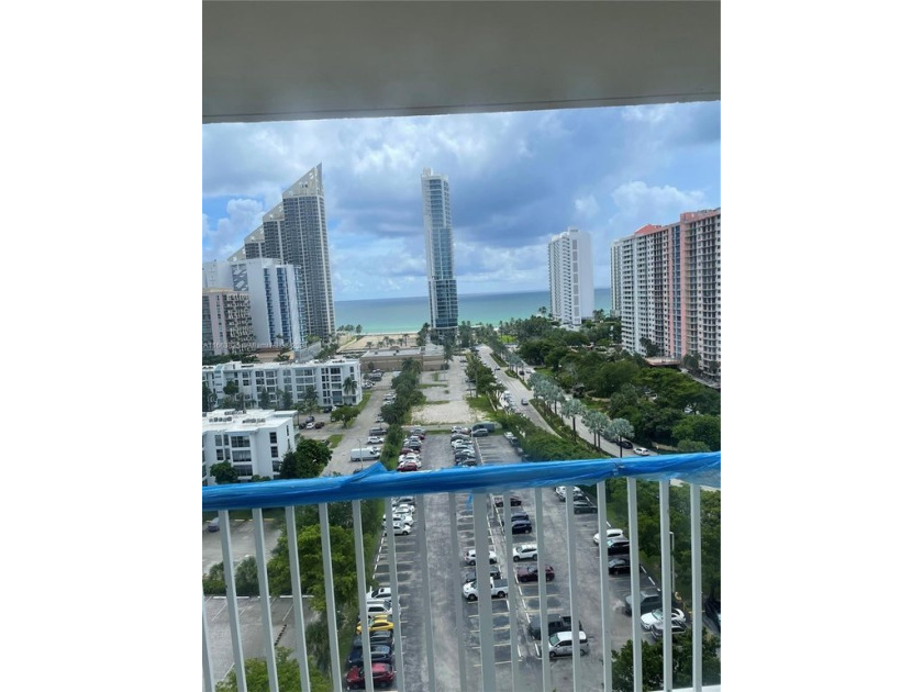 PRICE DRASTICALLY REDUCED TO SELL. Easy to Show. This beautiful - Beach Condo for sale in Sunny Isles Beach, Florida on Beachhouse.com