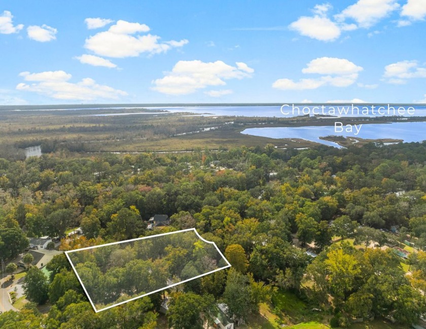 Exuding Florida charm you find a waterfront lot suitable for a - Beach Lot for sale in Freeport, Florida on Beachhouse.com