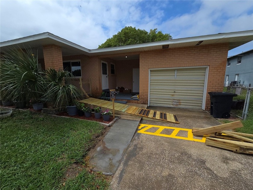 Under contract-accepting backup offers. Check out this spacious - Beach Home for sale in South Daytona, Florida on Beachhouse.com