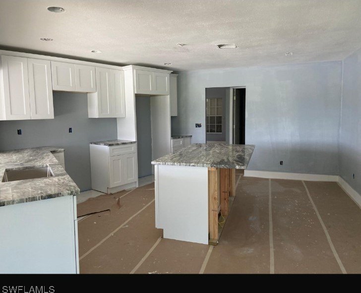 COMING SOON !! TOTALLY REMODELED !! NEW kitchen, NEW AC, NEW - Beach Home for sale in Fort Myers, Florida on Beachhouse.com