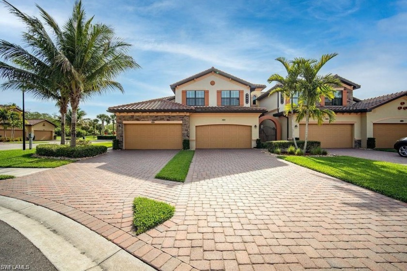 BEAUTIFUL 2nd floor End Unit Social Member Coach Home. A - Beach Home for sale in Bonita Springs, Florida on Beachhouse.com