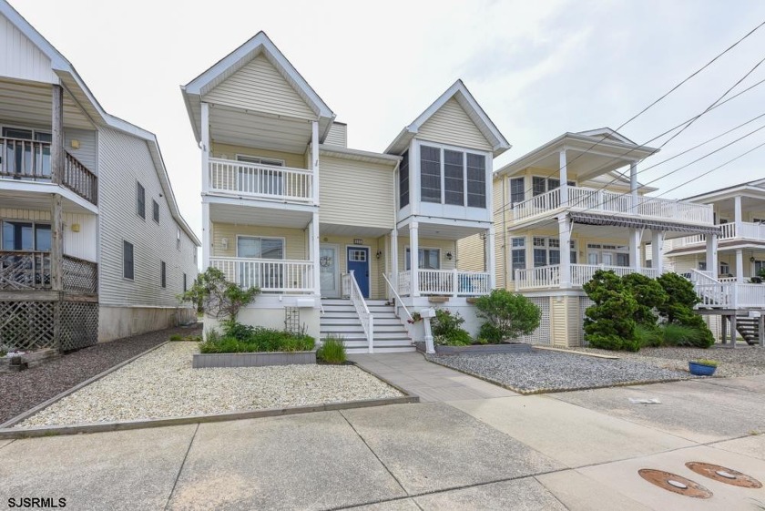 Large Updated Northend townhouse features:  4 Bedrooms, 2 1/2 - Beach Condo for sale in Ocean City, New Jersey on Beachhouse.com