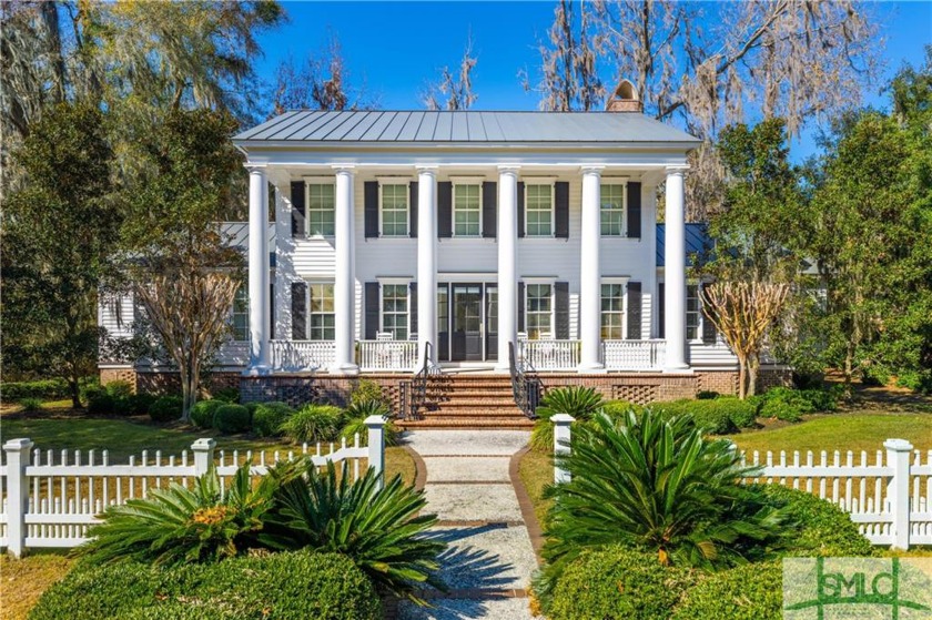 Stunning Lowcountry estate situated in the ultimate location - Beach Home for sale in Richmond Hill, Georgia on Beachhouse.com