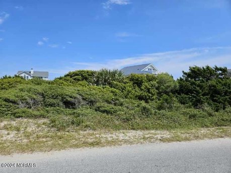 Incredible views from this ocean and river view homesite.  Sit - Beach Lot for sale in Bald Head Island, North Carolina on Beachhouse.com