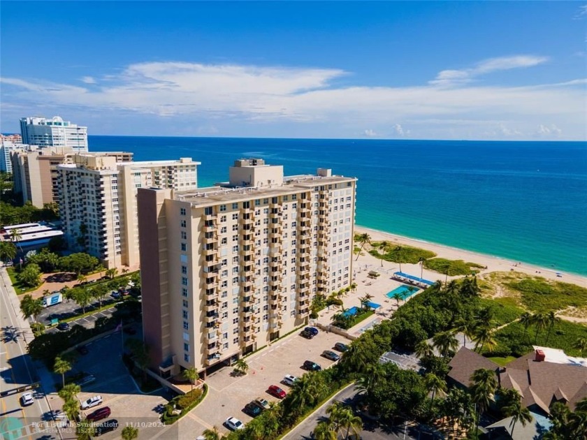 Stunning 1-Bed, 1.5-Bath Condo with Beach Access - Newly - Beach Condo for sale in Pompano Beach, Florida on Beachhouse.com