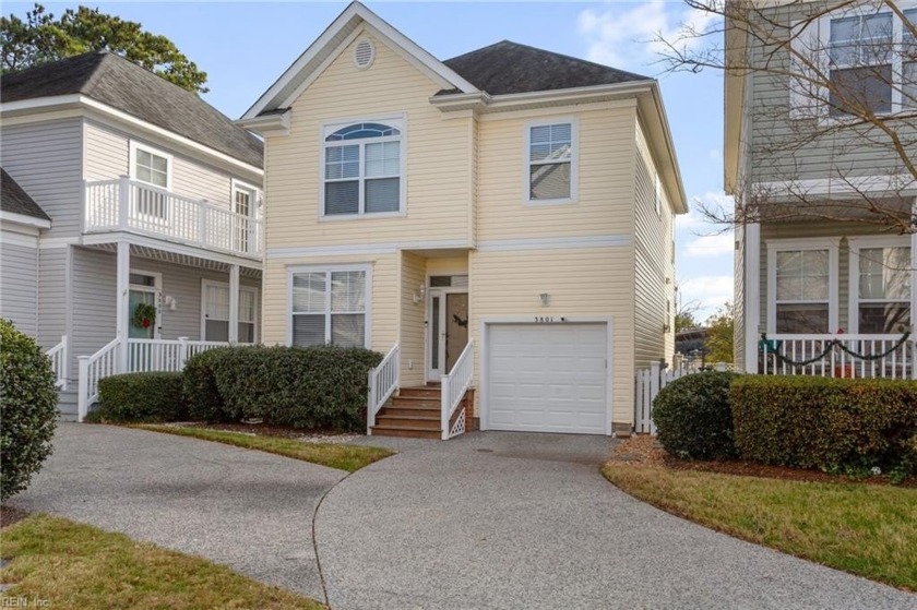 This pretty renovated detached condo in Ocean Park is waiting - Beach Home for sale in Virginia Beach, Virginia on Beachhouse.com