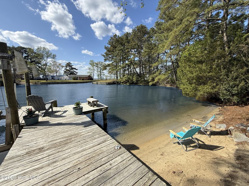 Your own personal beach, pier and boat lift with space for - Beach Home for sale in Roper, North Carolina on Beachhouse.com