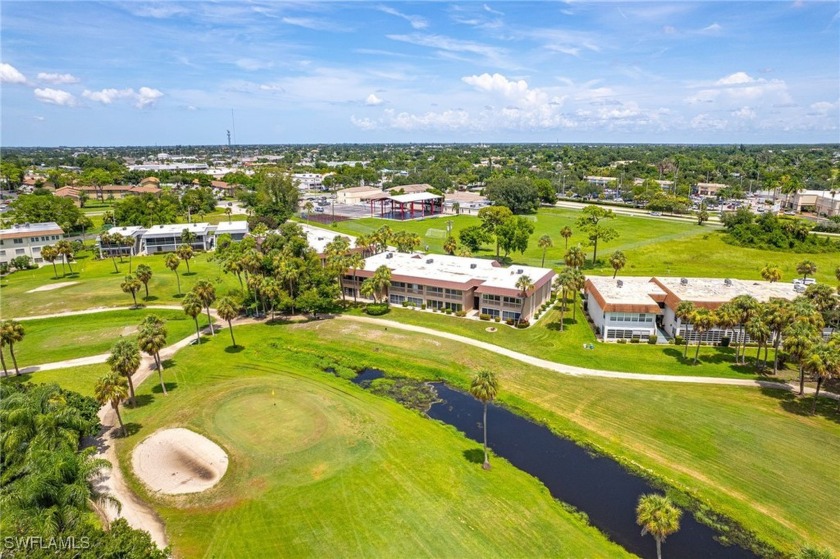 Wow...imagine a neat and clean, spacious, open floorpan, with a - Beach Condo for sale in North Fort Myers, Florida on Beachhouse.com