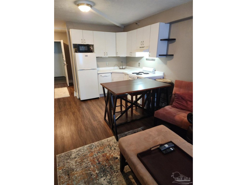 Owners are motivated*All reasonable offers will be considered * - Beach Condo for sale in Pensacola, Florida on Beachhouse.com