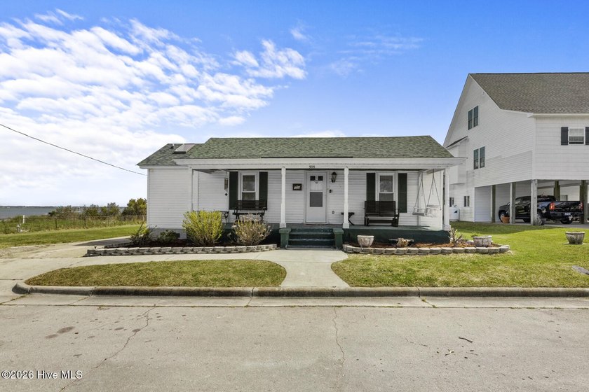 Calling all coastal living home searchers and investors alike - Beach Home for sale in Morehead City, North Carolina on Beachhouse.com