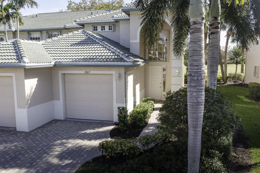 OFFERED FULLY FURNISHED/TURNKEY.  Fabulous Golf Views of the 1st - Beach Condo for sale in Port Saint Lucie, Florida on Beachhouse.com