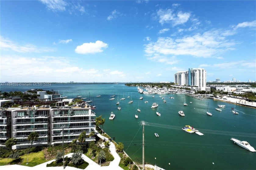 Meticulously furnished Grand Venetian 1103 residence with - Beach Condo for sale in Miami Beach, Florida on Beachhouse.com