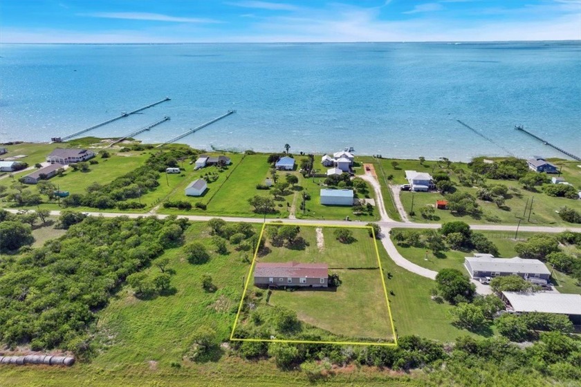 This is your opportunity to purchase a peaceful parcel just off - Beach Home for sale in Bayside, Texas on Beachhouse.com
