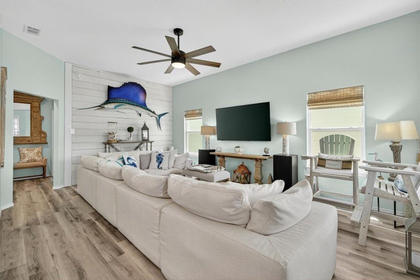 RARE opportunity at this price. Welcome to Ocean Reef Cottages - - Beach Home for sale in Rockport, Texas on Beachhouse.com